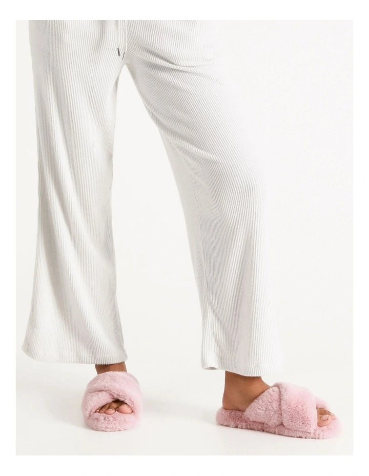 SOHO Aspen Slipper In Blush 3 SOHO Aspen Slipper In Blush - Image 3