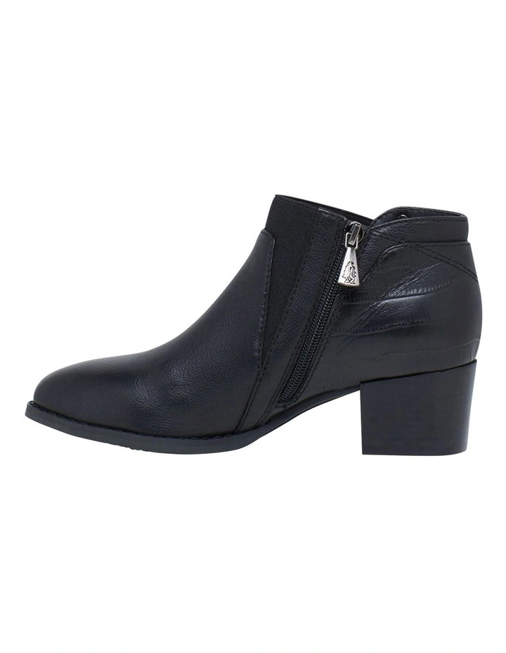 Hush Puppies Cayman Black Boot 4 Hush Puppies Cayman Black Boot - Image 4