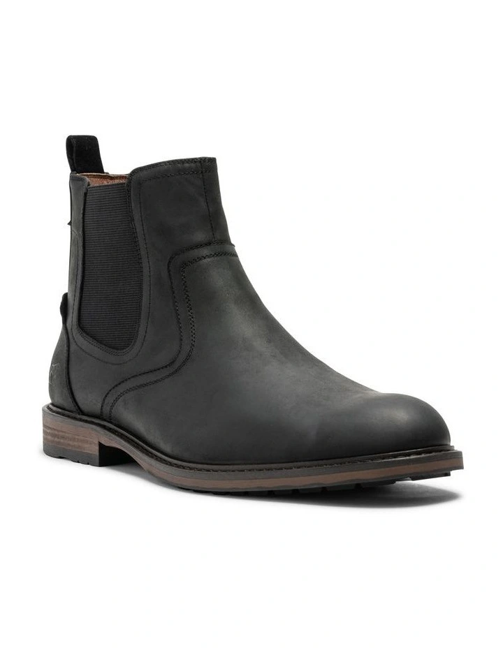 Dargaville Chelsea Boot In Black 2 Dargaville Chelsea Boot In Black - Image 2