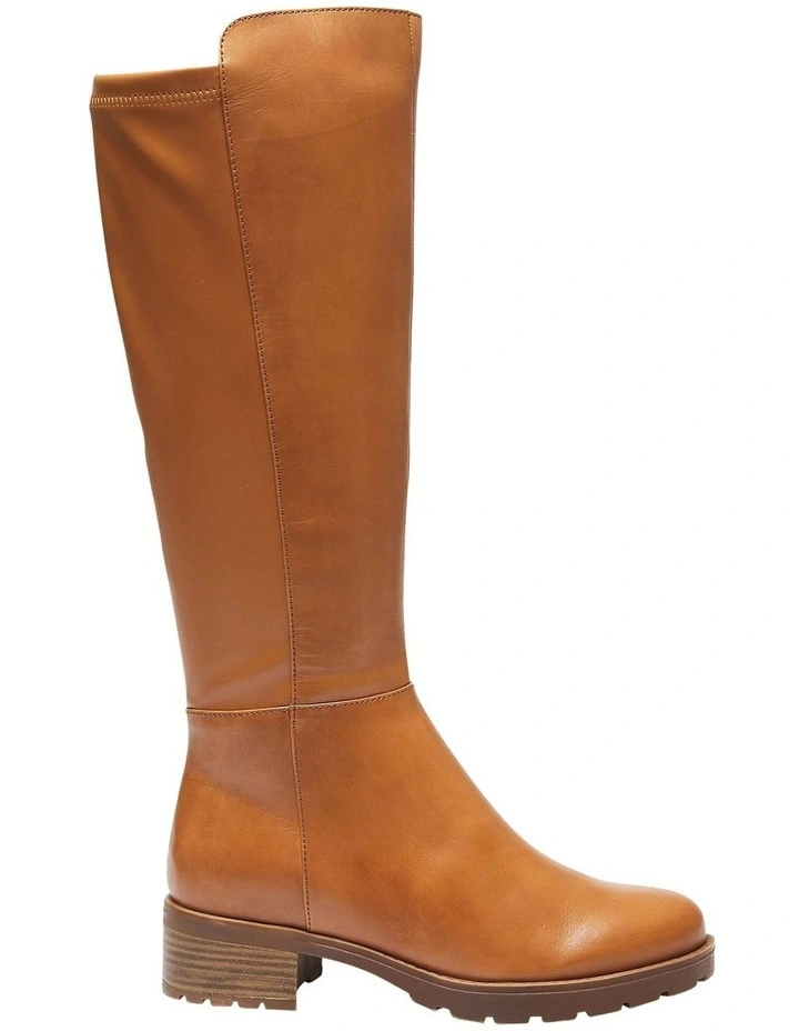 Innovate Boots In Tan Glove 1 Innovate Boots In Tan Glove