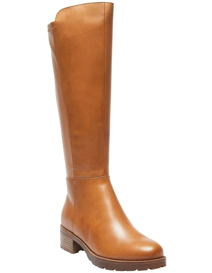 Innovate Boots In Tan Glove 2 Innovate Boots In Tan Glove - Image 2