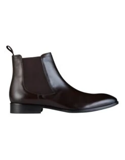 Bronson Leather Chelsea Boots In Brown