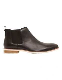Oxford Stuart Leather Chelsea Boots In Black