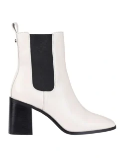 Link Chelsea Boots In Bone