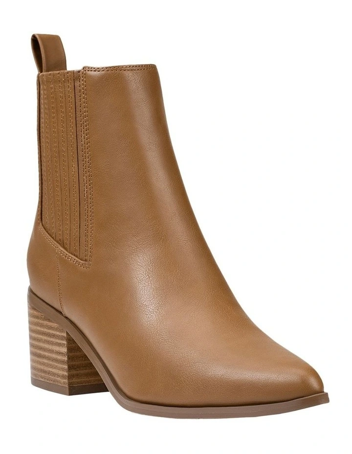 Fillipin Chelsea Boots In Tan 2 Fillipin Chelsea Boots In Tan - Image 2