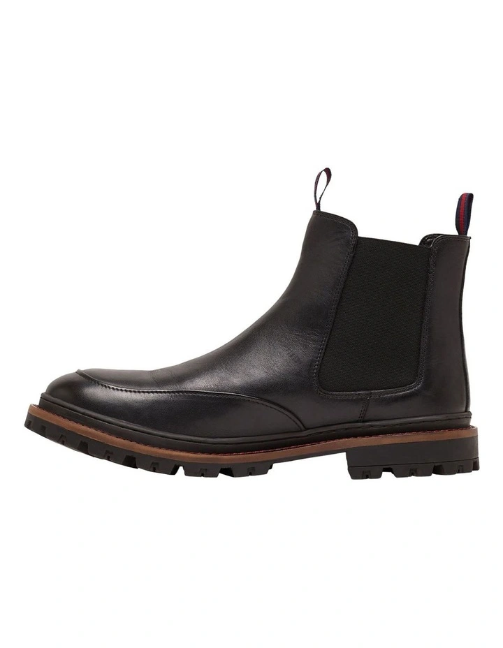 Oxford Javon Chelsea Boot In Black 2 Oxford Javon Chelsea Boot In Black - Image 2
